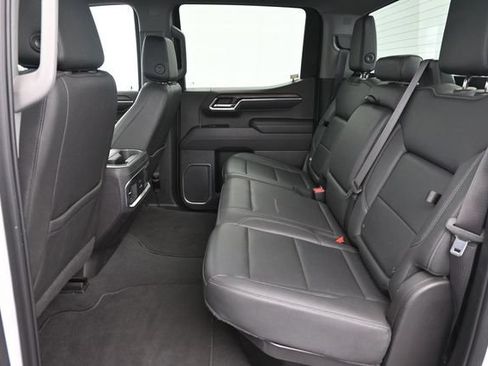 Used 2023 GMC Sierra 1500 SLT w/ SLT Convenience Package AWD/4WD image 42