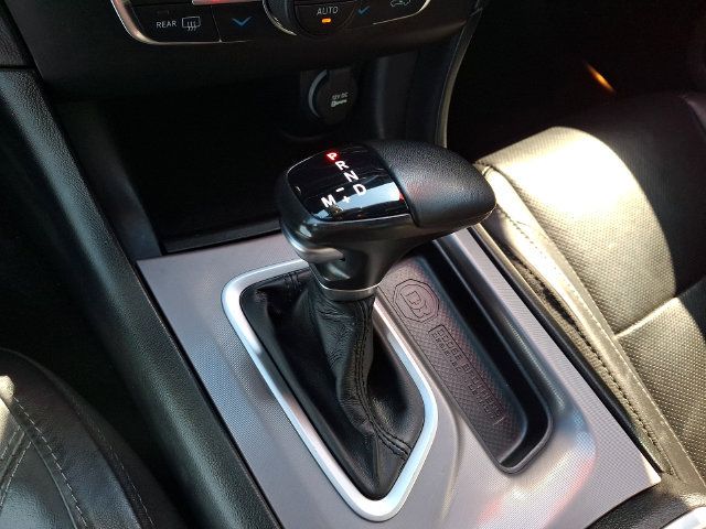 Used 2022 Dodge Charger SXT w/ Plus Group RWD image 14