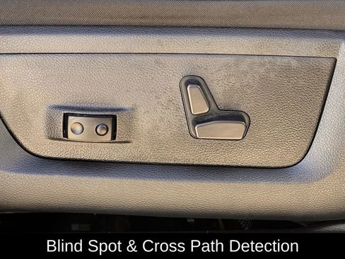 Used 2024 RAM 3500 Laramie w/ Night Edition image 32