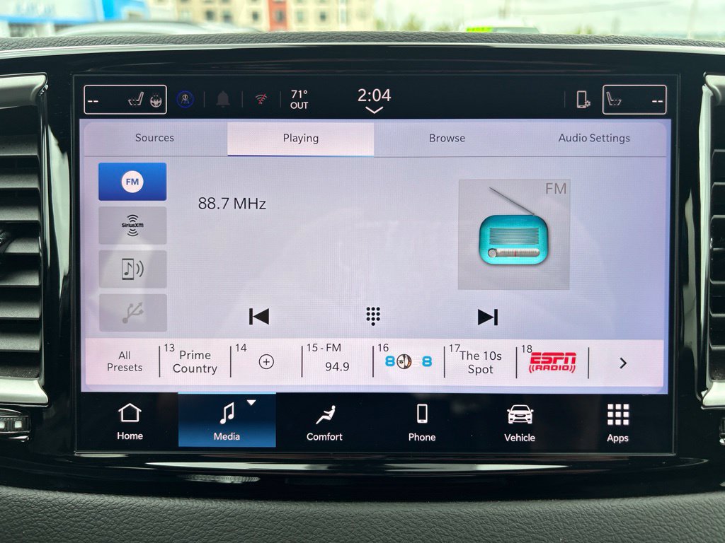 Used 2025 Chrysler Pacifica Select FWD image 27