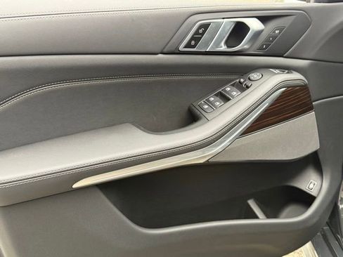 New 2026 BMW X5 xDrive50e w/ M Sport Package image 15