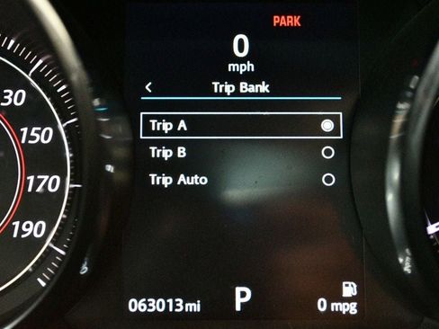 Used 2017 Jaguar F-TYPE Coupe RWD image 37