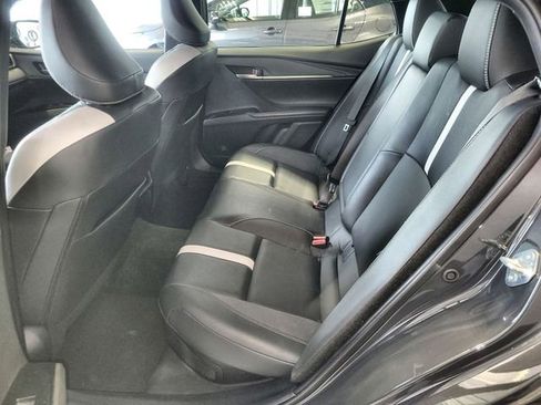 Used 2025 Toyota Camry SE image 22