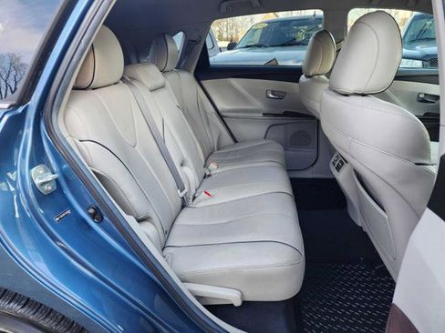 Used 2012 Toyota Venza XLE image 17