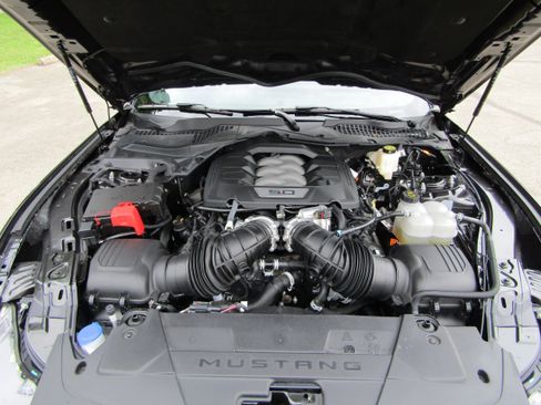 Used 2024 Ford Mustang GT Premium RWD image 14