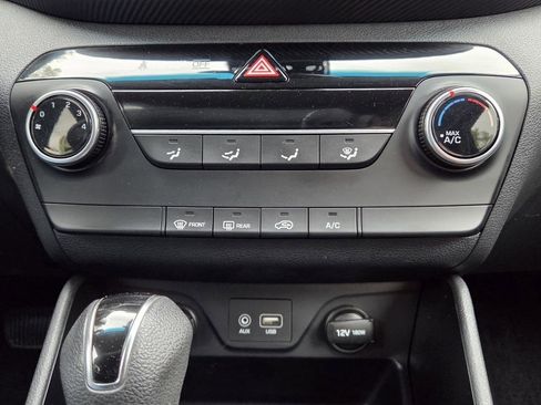 Used 2019 Hyundai Tucson SE AWD/4WD image 21