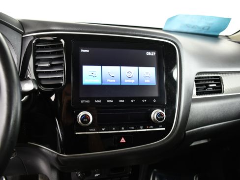 Used 2020 Mitsubishi Outlander SEL AWD/4WD image 26
