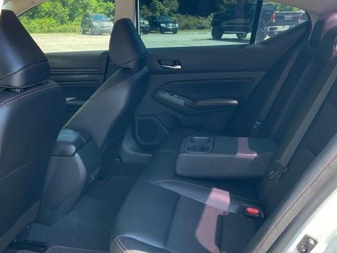 Used 2022 Nissan Altima 2.5 SR FWD image 20