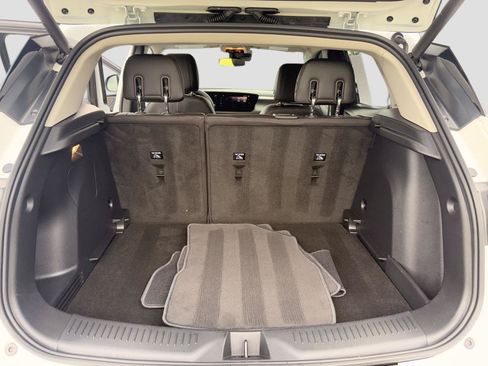 Used 2025 Buick Encore GX Sport Touring FWD image 17