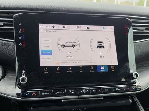 Used 2024 Jeep Wagoneer Series II image 21