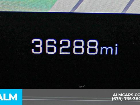 Used 2025 Chevrolet Suburban Z71 AWD/4WD image 41