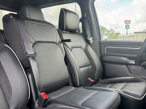 Used 2025 RAM 1500 Laramie AWD/4WD image 16
