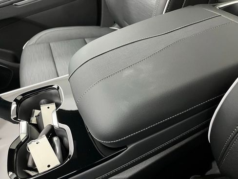 New 2026 Buick Enclave Sport Touring w/ Power Package image 28