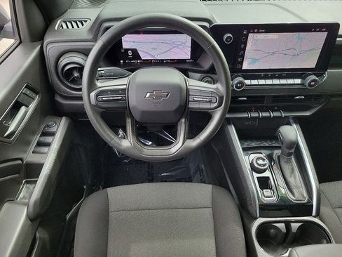 Certified 2025 Chevrolet Colorado Trail Boss image 12