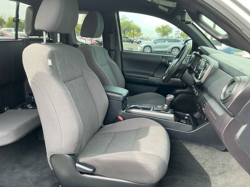 Certified 2017 Toyota Tacoma TRD Sport w/ Tow Package image 19