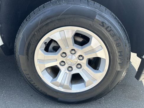 Used 2019 Chevrolet Silverado 1500 LT w/ All Star Edition image 36