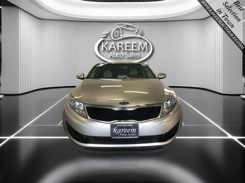 Used 2011 Kia Optima LX w/ Convenience Pkg image 2