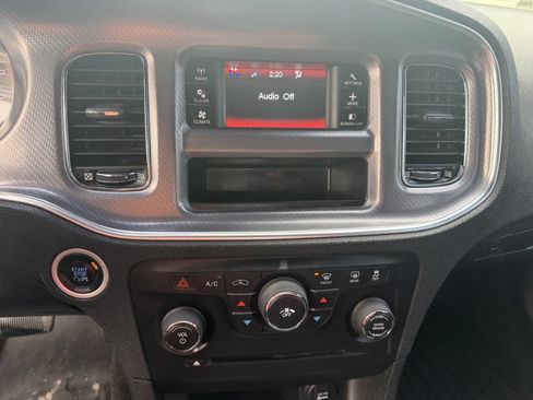 Used 2012 Dodge Charger SE image 12