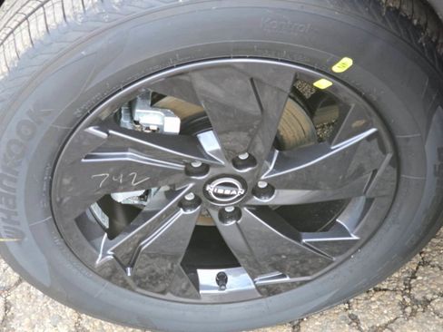 New 2026 Nissan Rogue SV w/ Cold Weather Package image 18