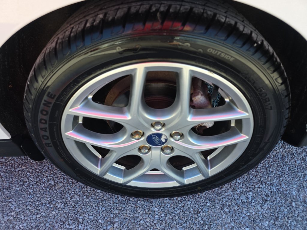 Used 2015 Ford Focus SE w/ Equipment Group 201A FWD image 25