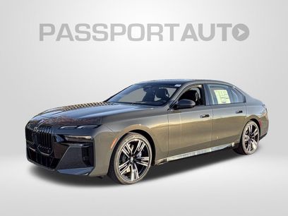 New 2026 BMW 740i xDrive w/ Premium Package
