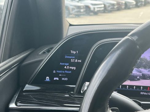 Used 2023 Cadillac Escalade Sport AWD/4WD image 35