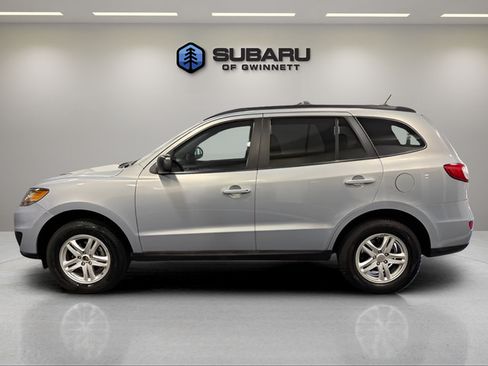 Used 2010 Hyundai Santa Fe GLS w/ Premium Pkg 2 FWD image 2
