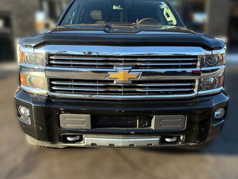 Used 2015 Chevrolet Silverado 3500 High Country w/ Duramax Plus Package image 8