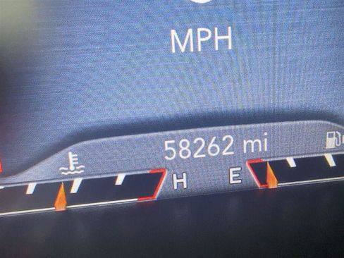 Used 2020 Jeep Cherokee Limited AWD/4WD image 5