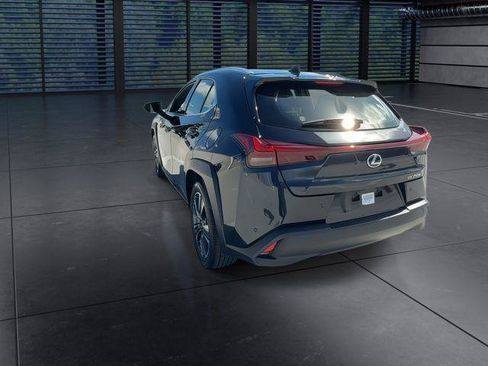 Certified 2024 Lexus UX 250h FWD image 7