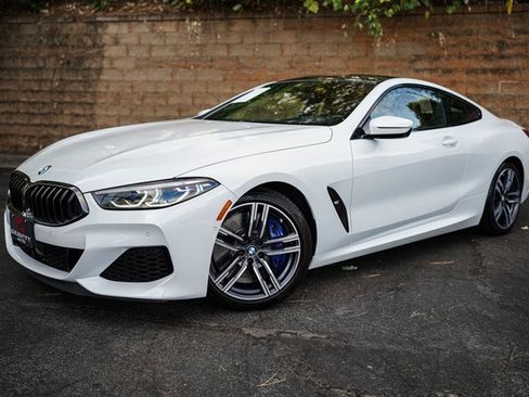 Used 2022 BMW M850i xDrive Coupe image 1