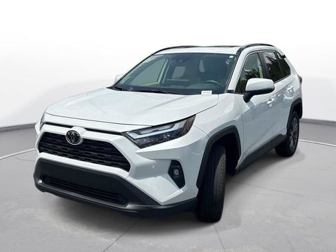 Used 2025 Toyota RAV4 XLE Premium w/ Weather Package AWD/4WD image 2