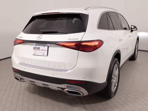 Used 2023 Mercedes-Benz GLC 300 4MATIC image 14