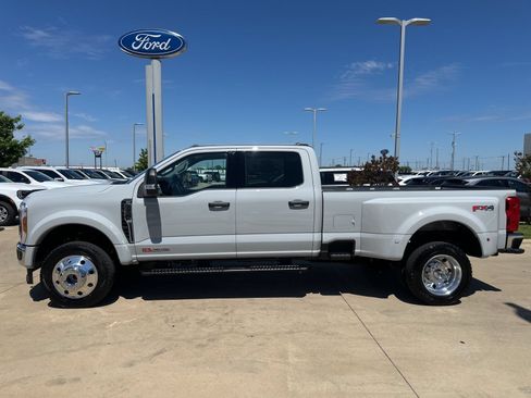 Used 2026 Ford F450 XLT w/ FX4 Off-Road Package AWD/4WD image 2