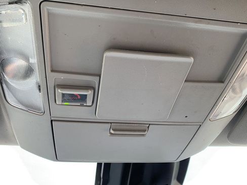 Used 2020 Toyota Tundra SR5 w/ SR5 Upgrade Package image 11