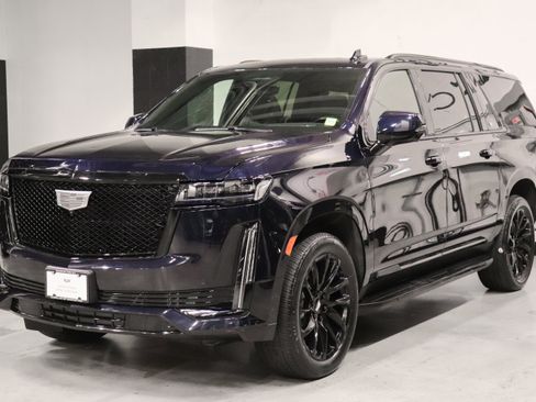 Certified 2023 Cadillac Escalade ESV Sport w/ LPO, ONYX Package AWD/4WD image 1