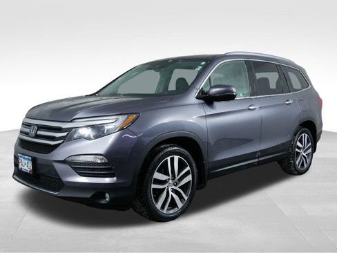 Used 2016 Honda Pilot Elite image 4