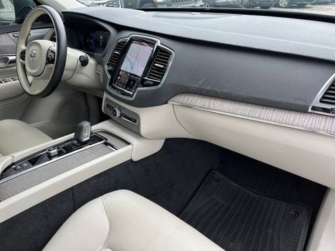 Used 2023 Volvo XC90 B6 Plus w/ Protection Package AWD/4WD image 10