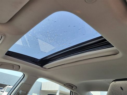 Used 2023 Honda Accord EX image 16