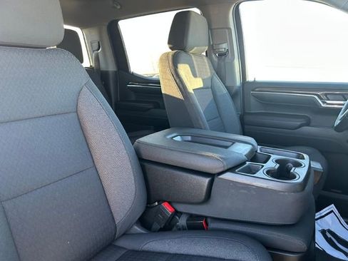 Used 2023 Chevrolet Silverado 1500 LT Trail Boss image 9