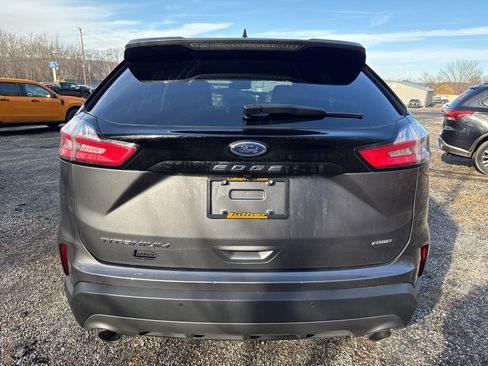 Used 2024 Ford Edge Titanium image 8