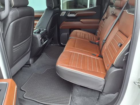 Used 2024 GMC Sierra 1500 Denali Ultimate AWD/4WD image 21