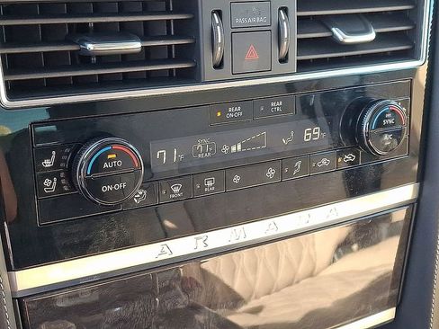 Used 2022 Nissan Armada Platinum w/ Captain's Chairs Package AWD/4WD image 16