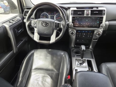 Used 2017 Toyota 4Runner Limited image 7