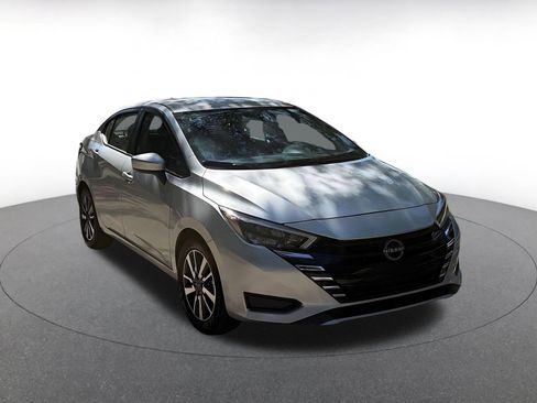 Used 2025 Nissan Versa SV FWD image 1