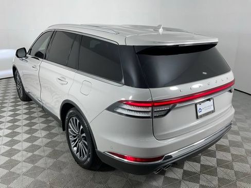 Used 2020 Lincoln Aviator Reserve w/ Equipment Group 201A RWD image 5