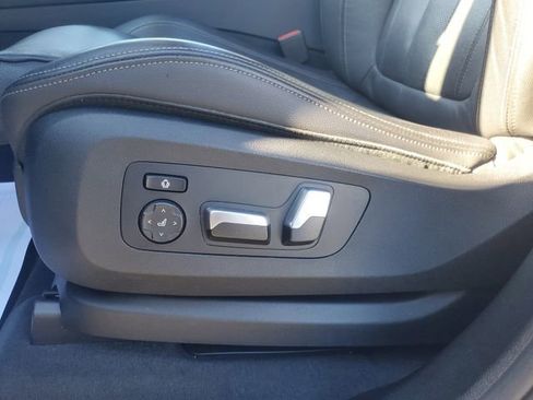 Used 2019 BMW X5 xDrive40i w/ Convenience Package image 16