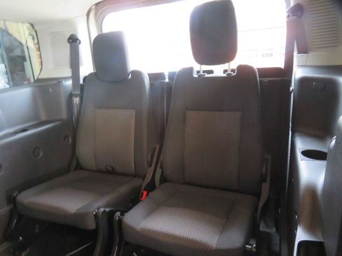 Used 2016 Ford Transit Connect XL image 18