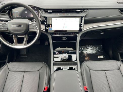 New 2026 Jeep Grand Cherokee Limited image 13
