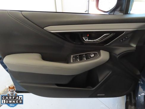 Used 2022 Subaru Outback Limited image 11